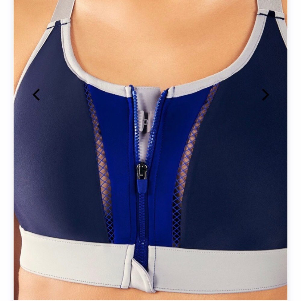 Fabletics Zoe Sports Bra